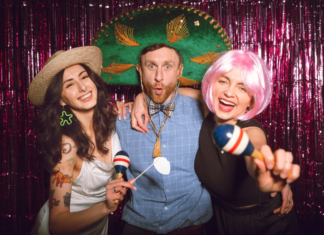 Photo Booth Cost North West Explained: Packages, Prices, and Tips